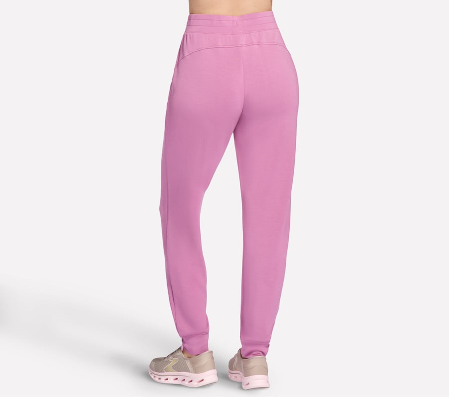 skechluxe elevate jogger