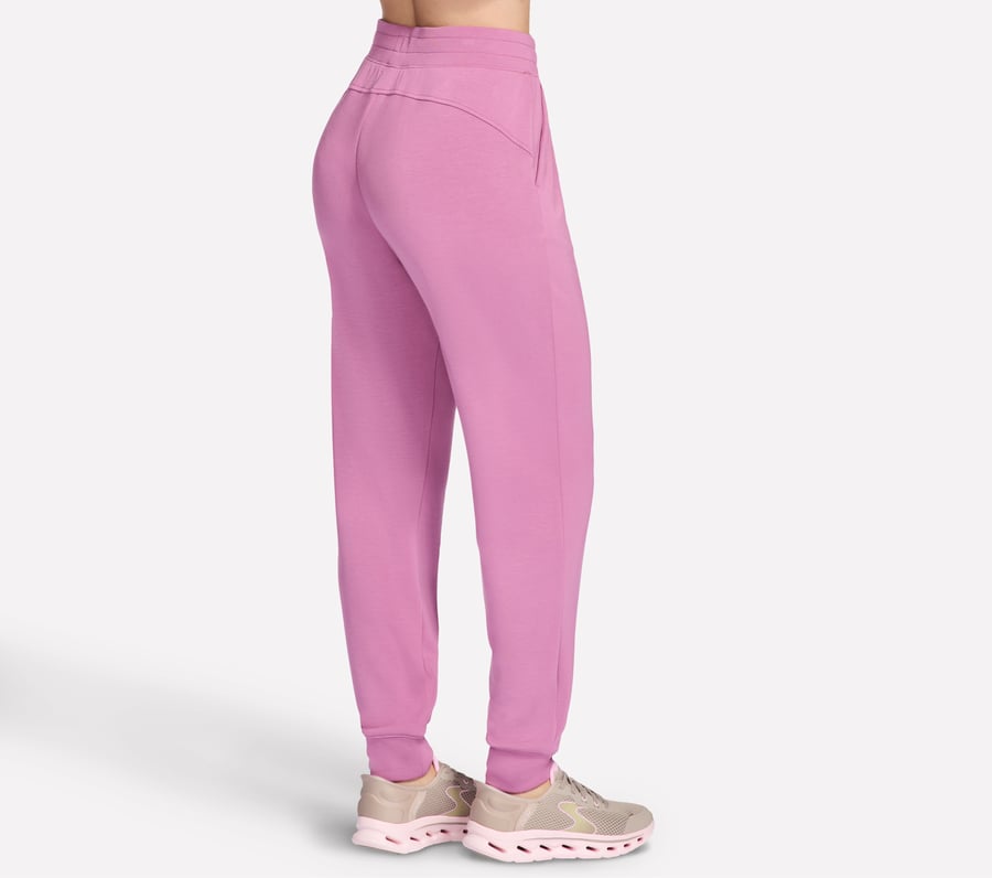 skechluxe elevate jogger