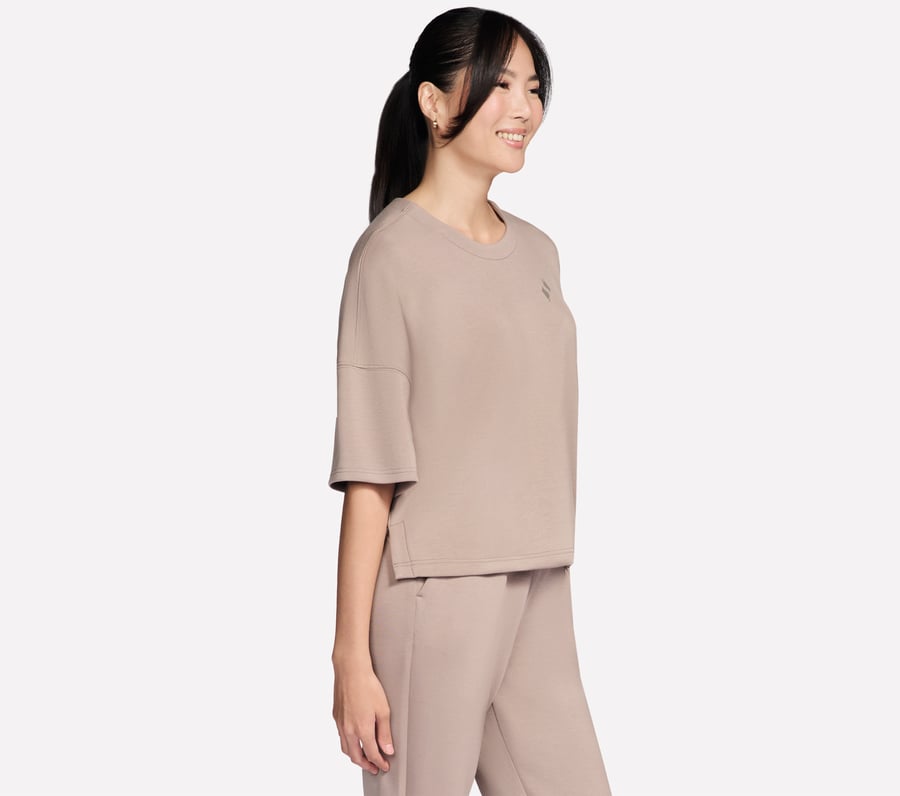 skechluxe elevate tee