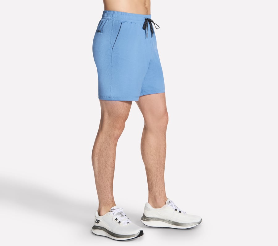 weekend 7 inch short